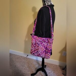 Vintage Vera Bradley Color Print Quilted Lined Purse W/ Strap. Never Used